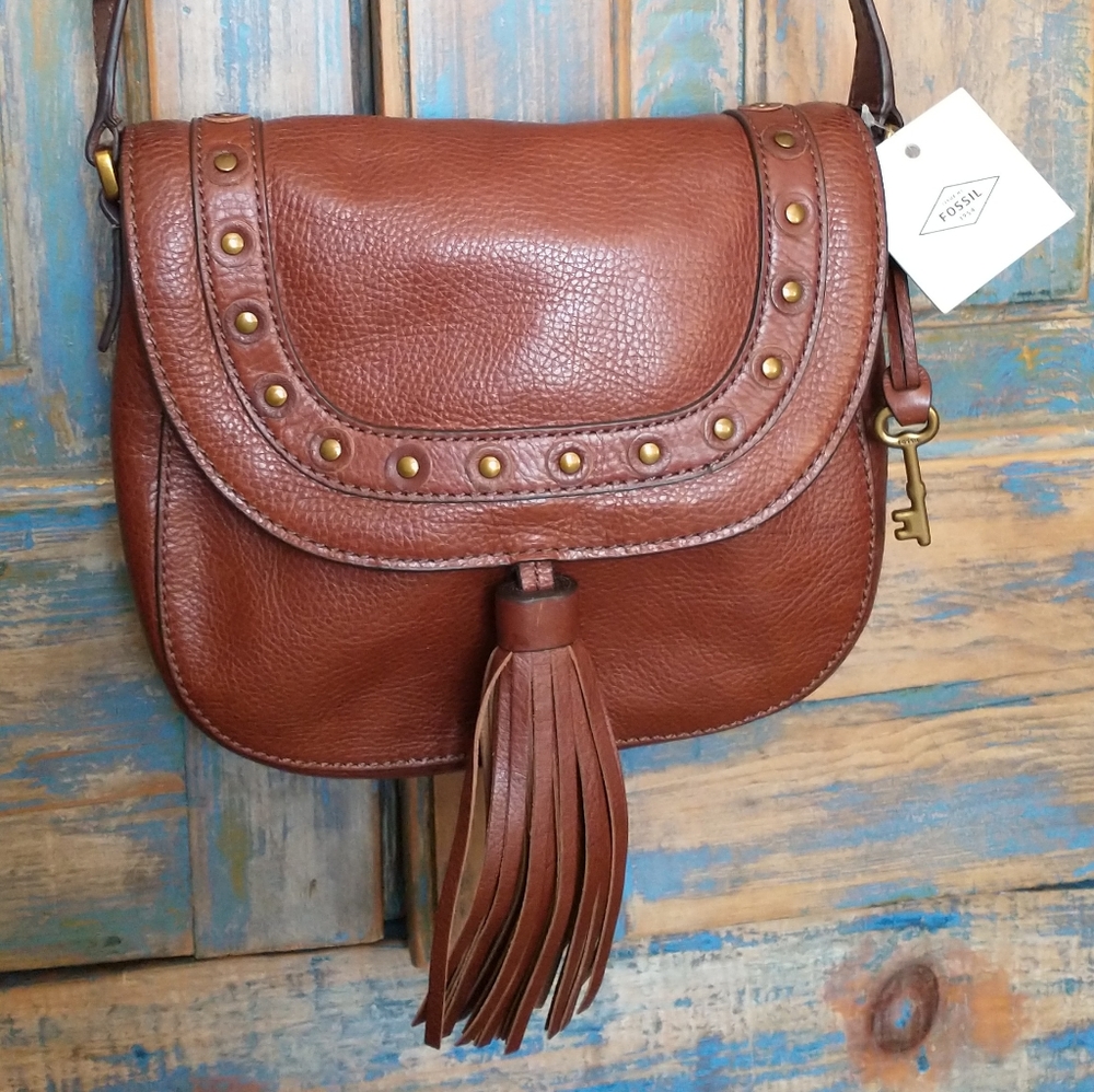NWT! Fossil EMI studded saddle bag crossbody w/tassel, med. brown $178